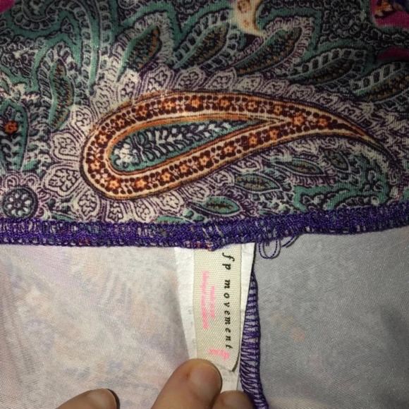 Free People Movement Crop Paisley Leggings XS - Picture 7 of 7